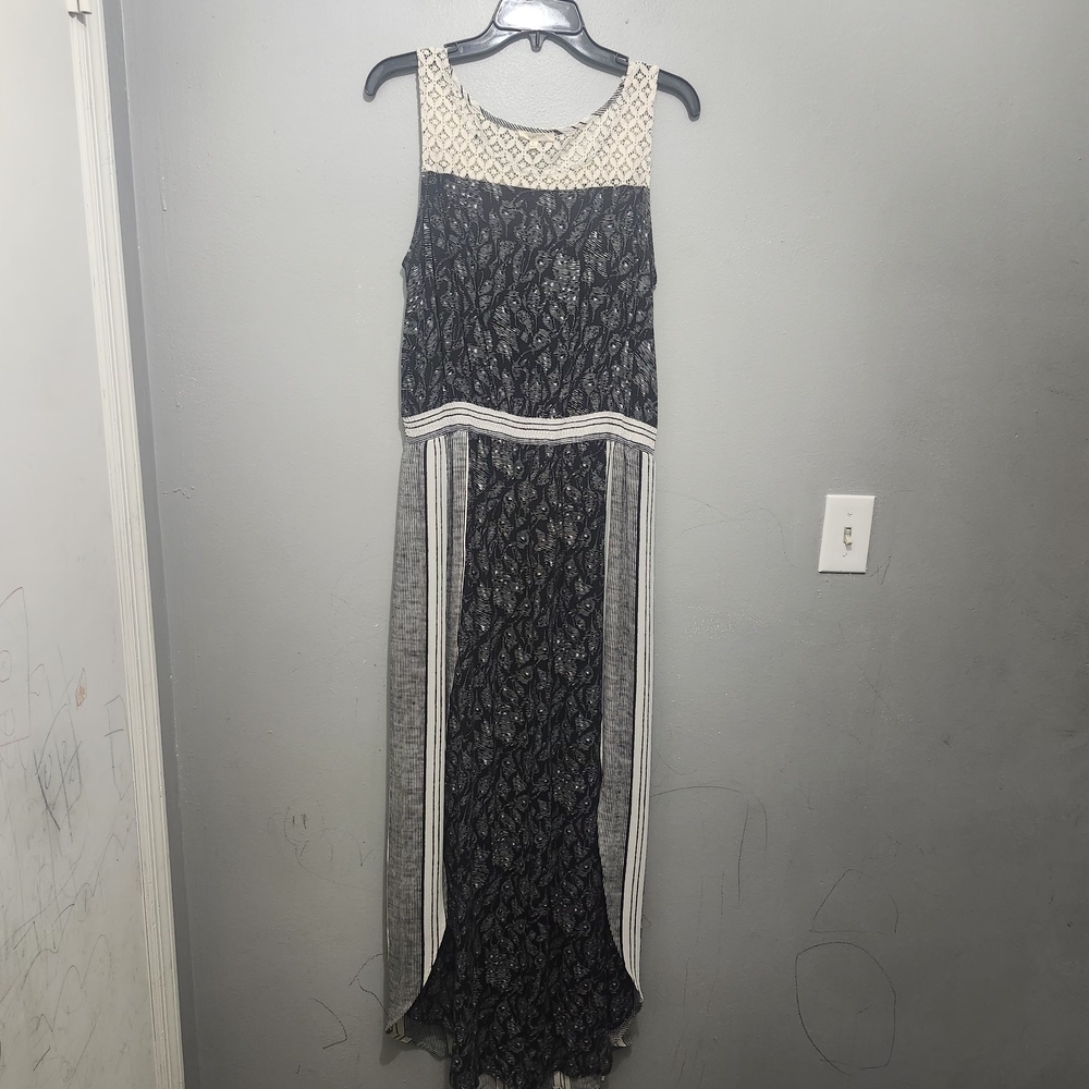 Mystree Black and Cream Patterned Maxi Dress Size Large